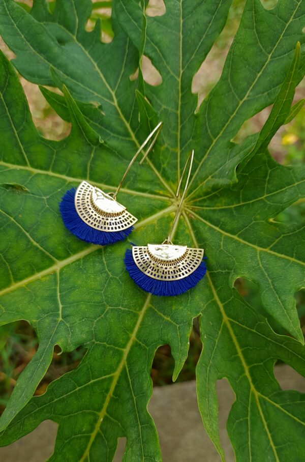 Boucle d'oreille Gold Filled Collection Isis Fils Bleu nuit